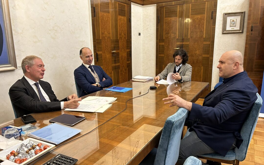 Ast di Terni: incontro positivo tra il ministro Urso e il sindaco Bandecchi